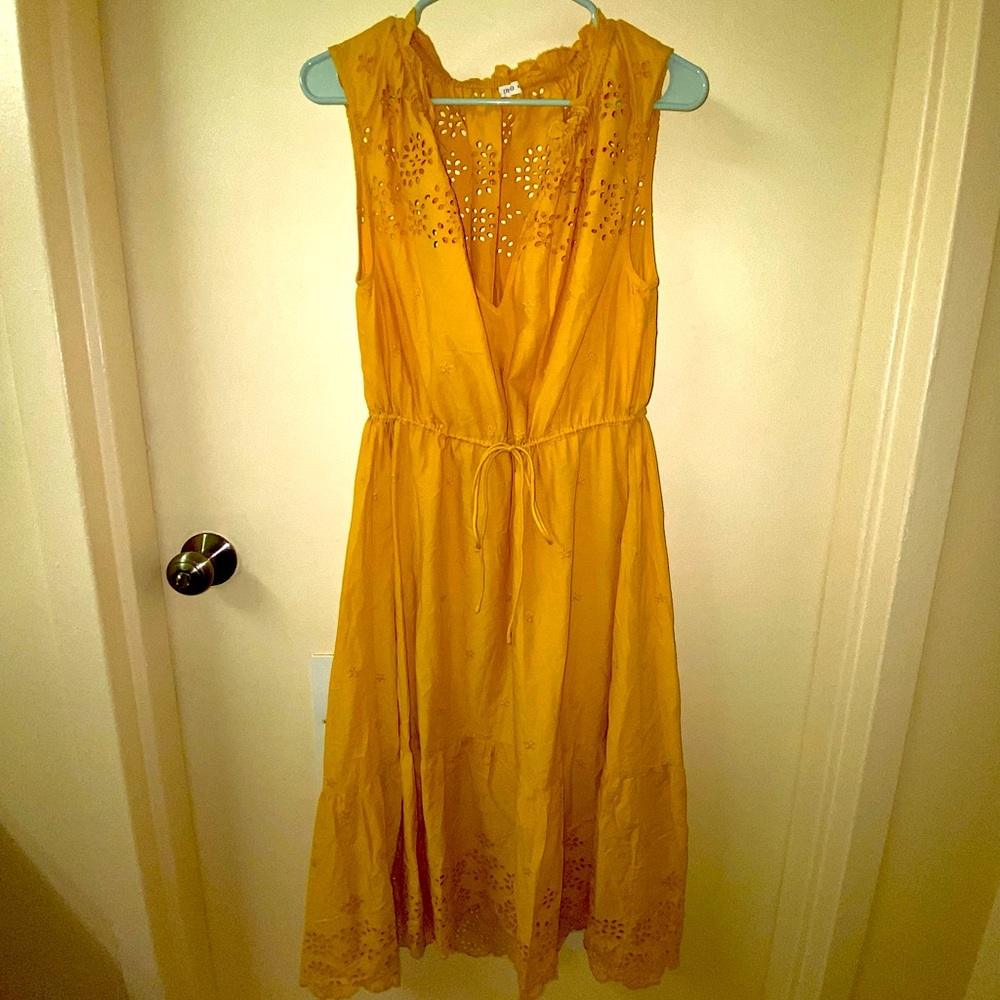 Super nice summer dress. I really like this dress but it’s just not my type.